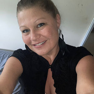 Meet your Posher, Deana